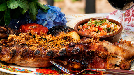 Costillar con cebolla acaramelada
