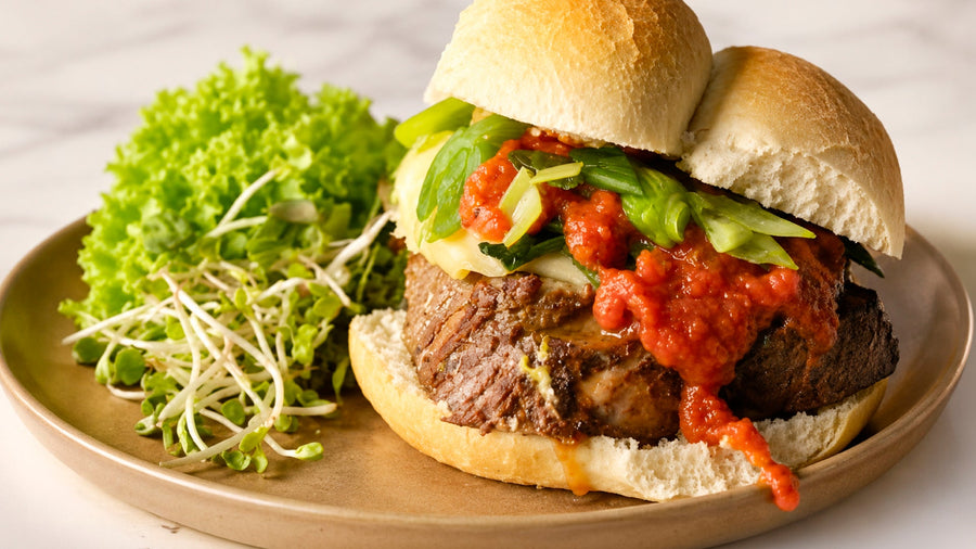 Sándwiches de lomo vetado en marraqueta